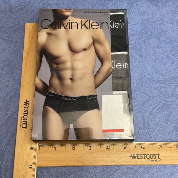 Calvin Klein Men’s Microfiber Hip Brief 3 Pack XL (40-42) NP2162O-033 A34M341420 - Picture 13 of 16